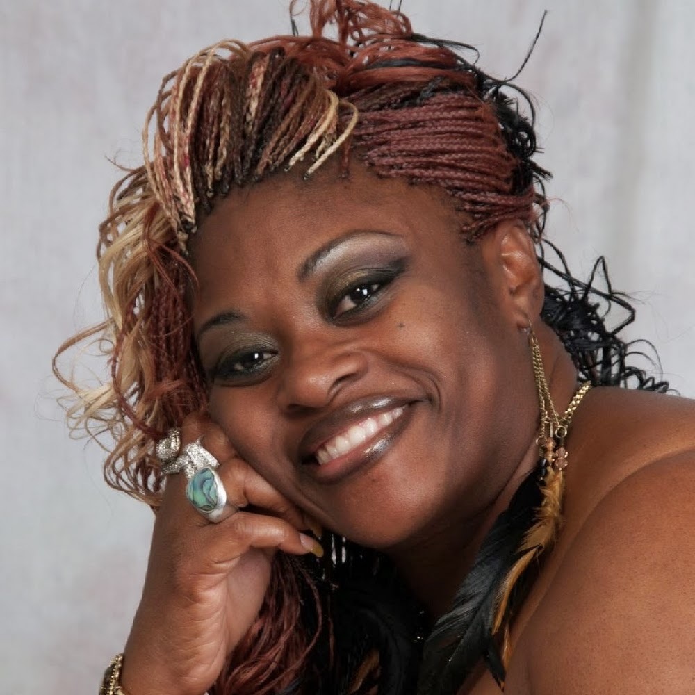 Meet your Posher, Kemkolee